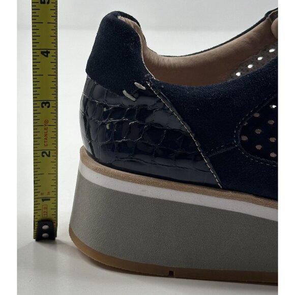 Donald Pliner Daisey Lace-Up Wedge Navy Blue Suede Sneakers Womens Size 8.5M New - Picture 7 of 11